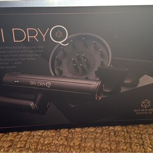 Sri Dry Q Infrared Blow Dryer